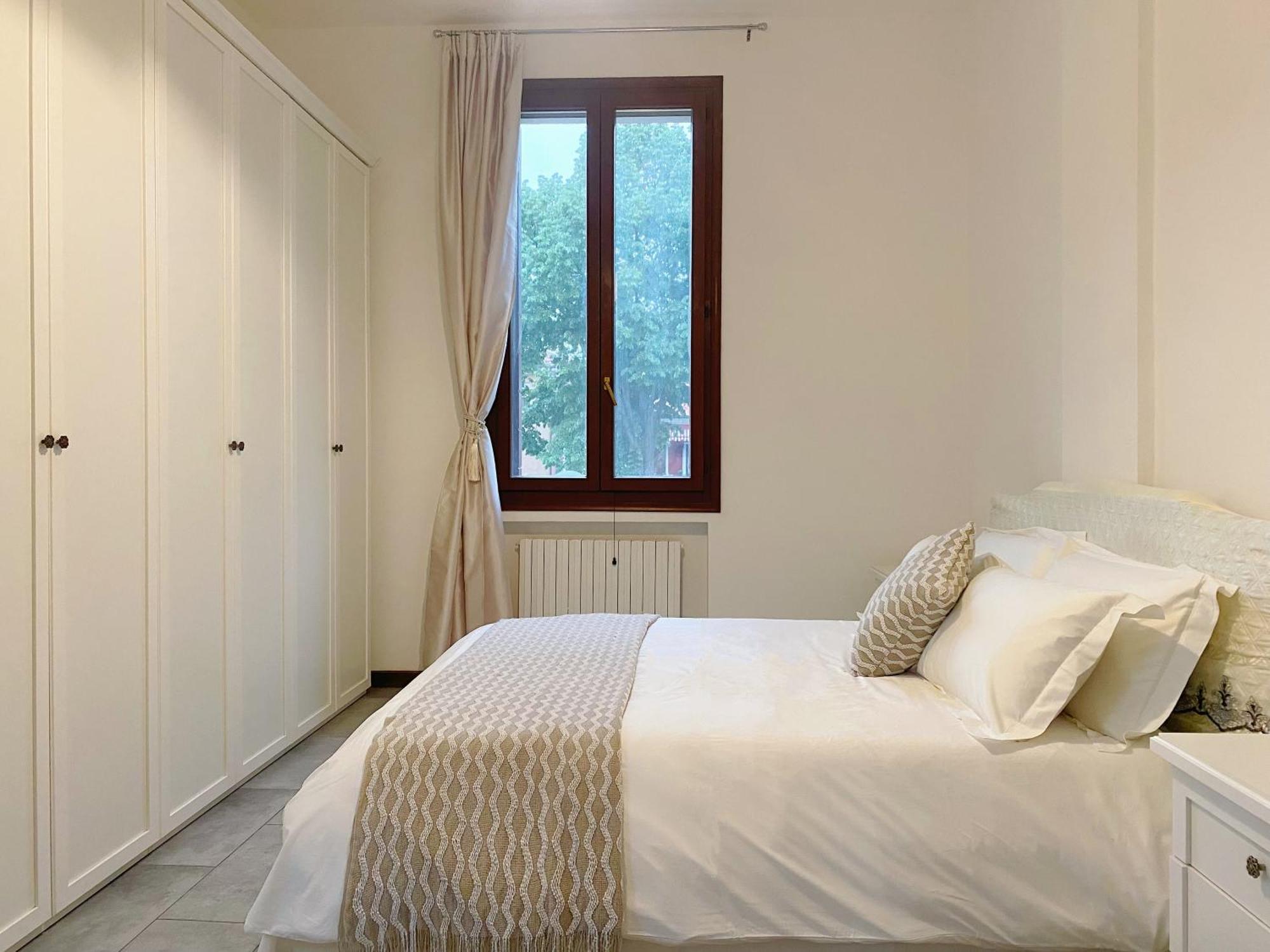 Gris Apartment: Venice Mestre Exterior photo